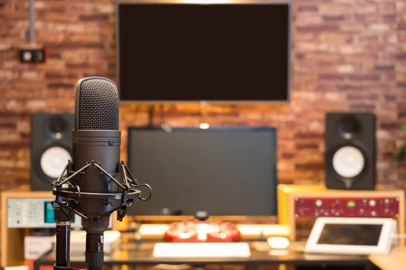 podcast equipment setup posted by Podpacer